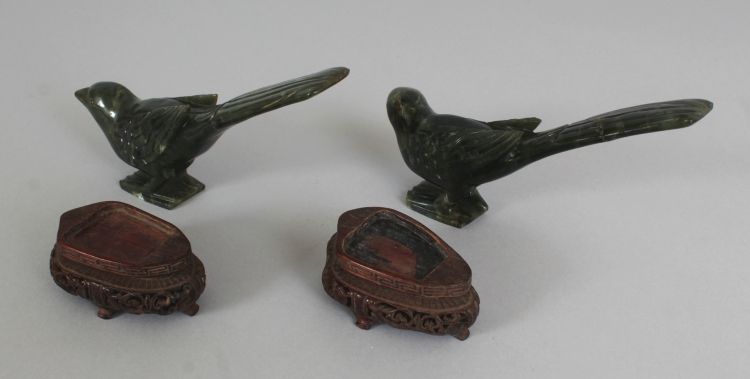 A PAIR OF EARLY 20TH CENTURY CHINESE SPINACH GREEN JADE MODELS OF GOLDEN PHEASANTS, together with - Image 5 of 7