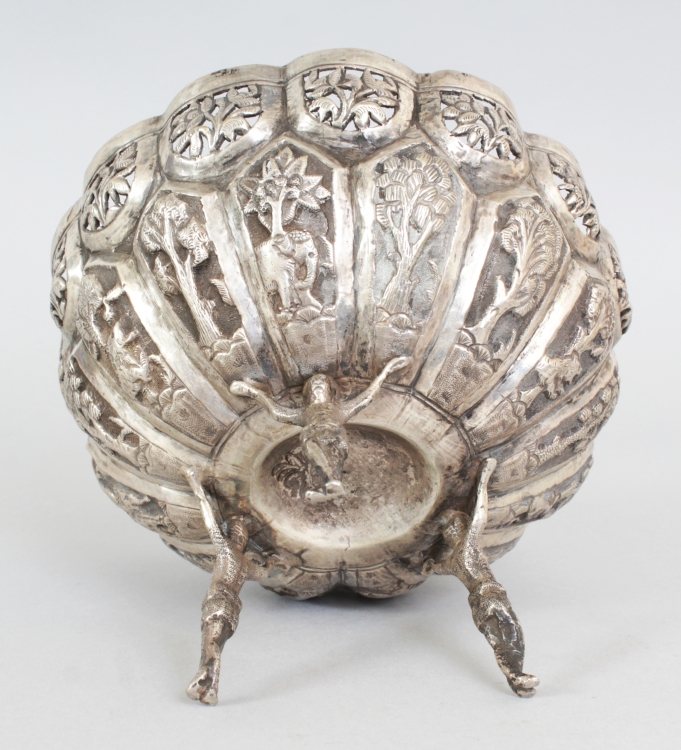 A SOUTH-EAST ASIAN EMBOSSED SILVER-METAL BOWL, weighing 285gm, supported on three figural feet, - Image 8 of 8