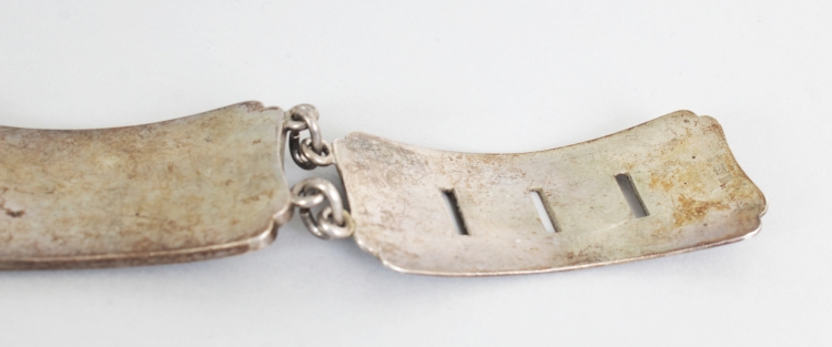 A GOOD LATE 19TH CENTURY CHINESE SILVER BELT BY SUN SHING, weighing 225gm, the linked and waisted - Image 9 of 10
