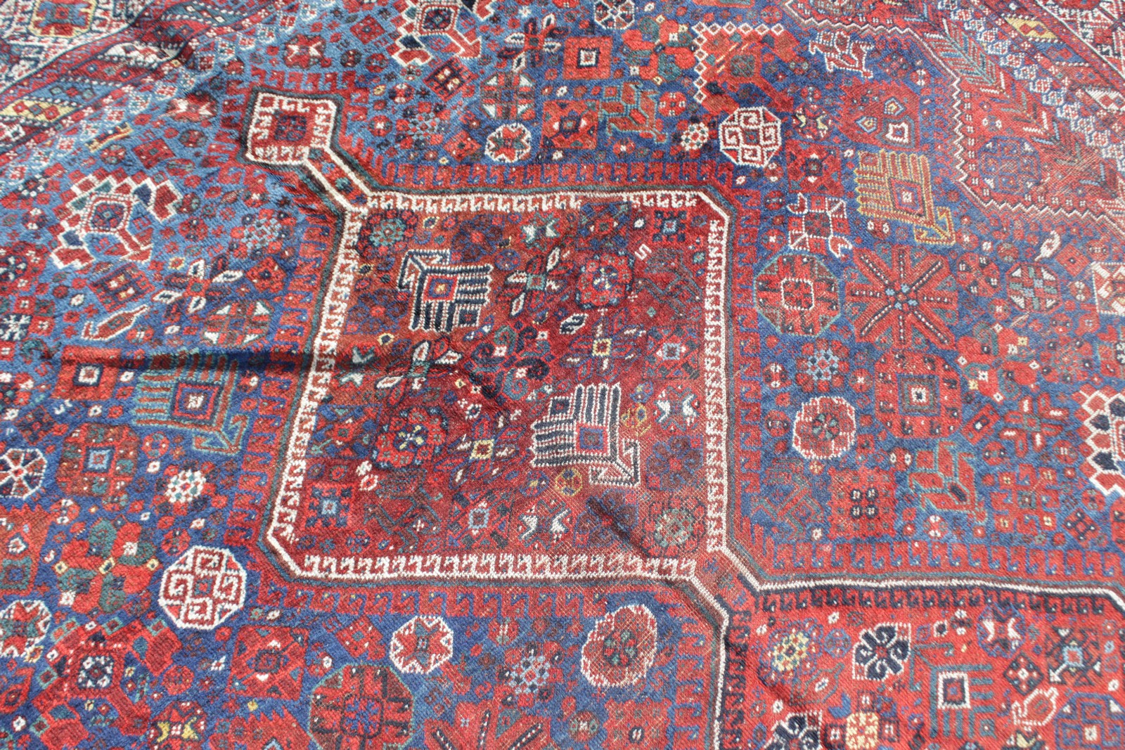 A PERSIAN DOUBLE BORDER RUG, salmon ground, 3ft 2ins x 2ft; together with a similar example. 2ft - Image 5 of 7