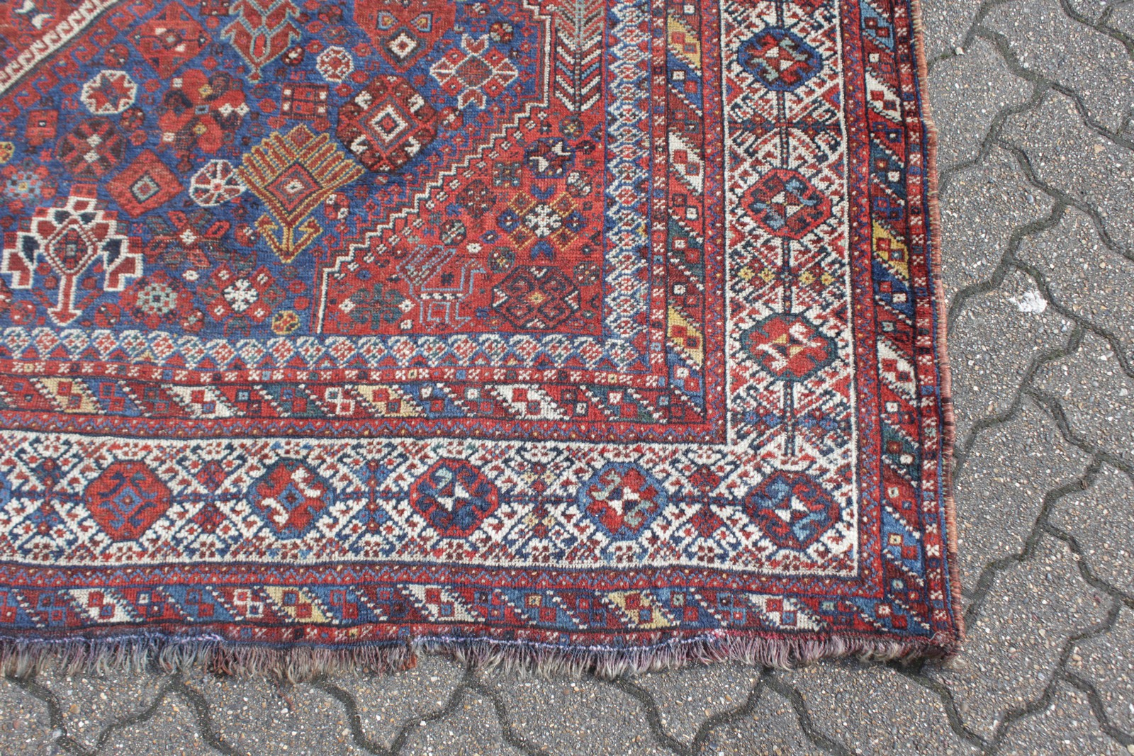 A PERSIAN DOUBLE BORDER RUG, salmon ground, 3ft 2ins x 2ft; together with a similar example. 2ft - Image 7 of 7