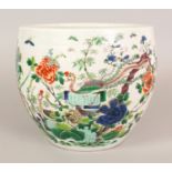 A GOOD QUALITY 19TH CENTURY CHINESE FAMILLE VERTE PORCELAIN JARDINIERE, the rounded sides painted