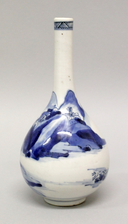 A CHINESE KANGXI PERIOD BLUE & WHITE PORCELAIN BOTTLE VASE, circa 1700, the pear-form body painted - Image 3 of 8