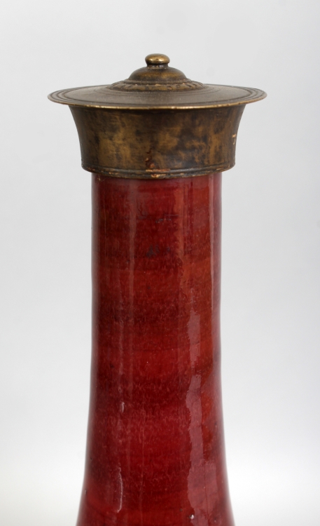 A CHINESE 18TH CENTURY SANG-DE-BOEUF PORCELAIN BOTTLE VASE, with a fixed bronze neck fitting, the - Image 3 of 6