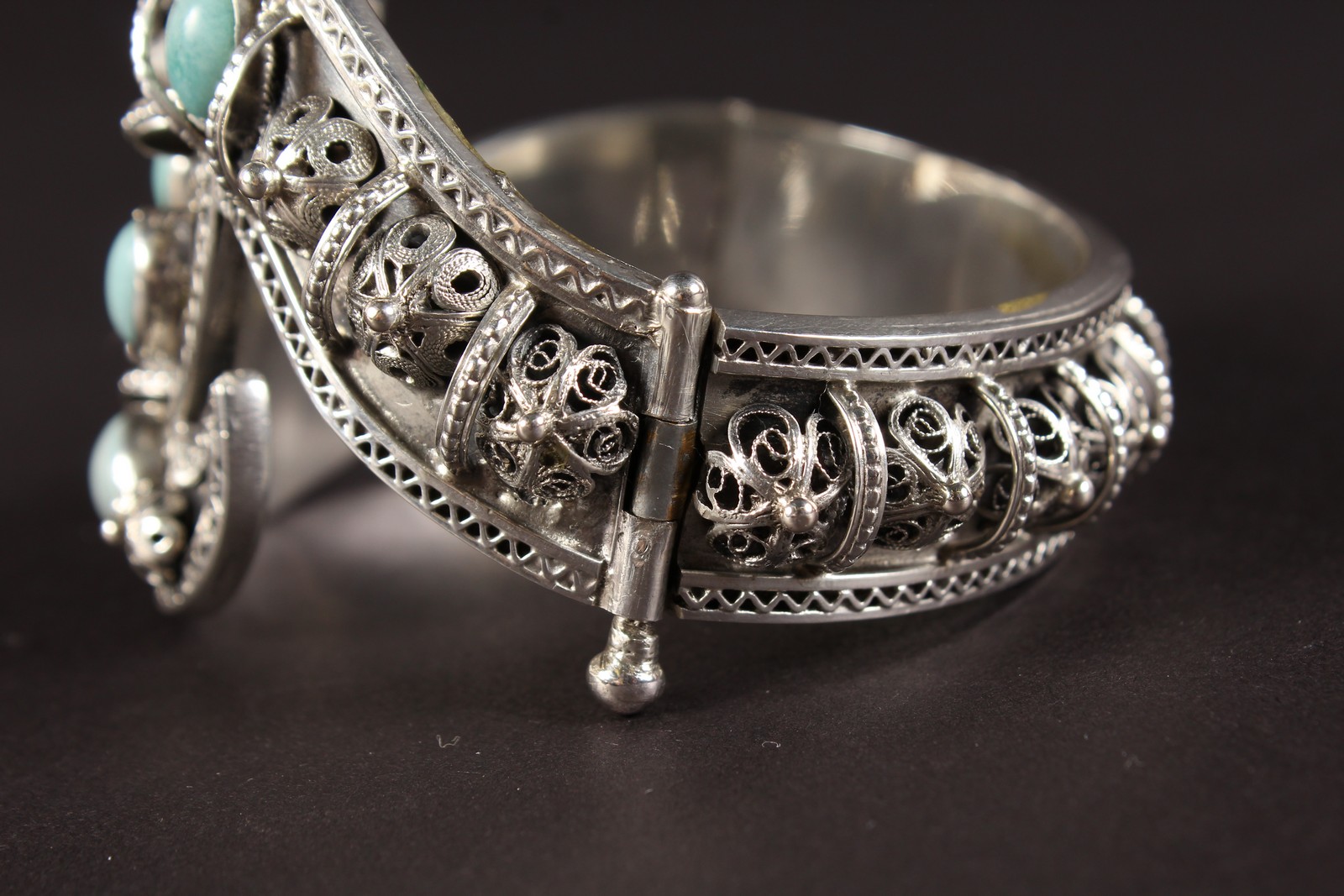 AN ITALIAN SILVER BRACELET by FRANCONERI OF FLORENCE, CIRCA. 1930. - Image 2 of 4