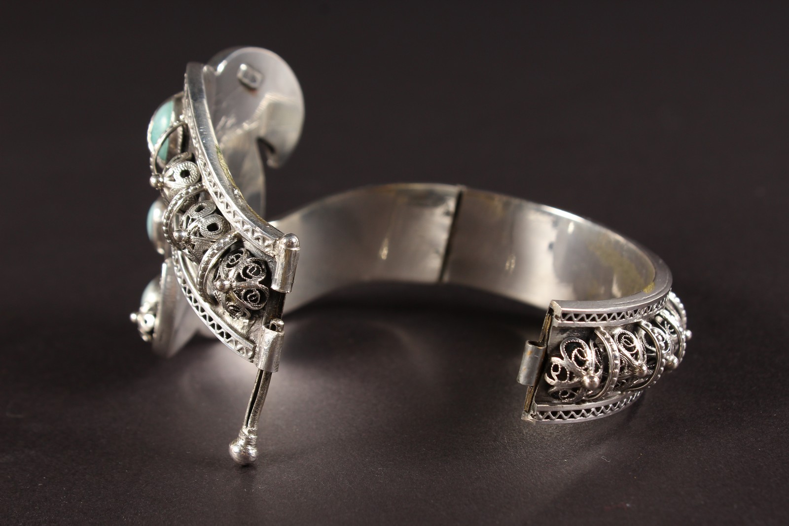 AN ITALIAN SILVER BRACELET by FRANCONERI OF FLORENCE, CIRCA. 1930. - Image 3 of 4