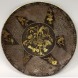 A GOOD QUALITY JAPANESE MEIJI PERIOD KOMAI STYLE INLAID IRON DISH, well decorated in inlaid gilt &