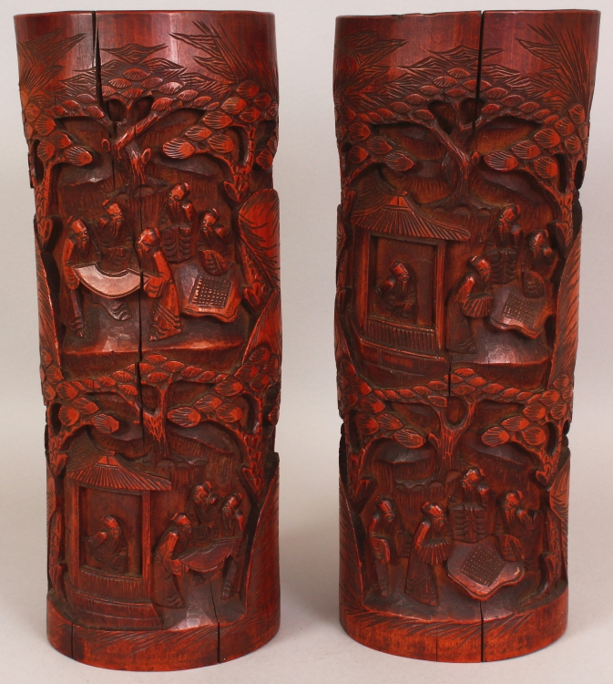 A LARGE PAIR OF EARLY 20TH CENTURY CHINESE CARVED BAMBOO CYLINDRICAL BRUSH POTS, each decorated with - Image 3 of 8