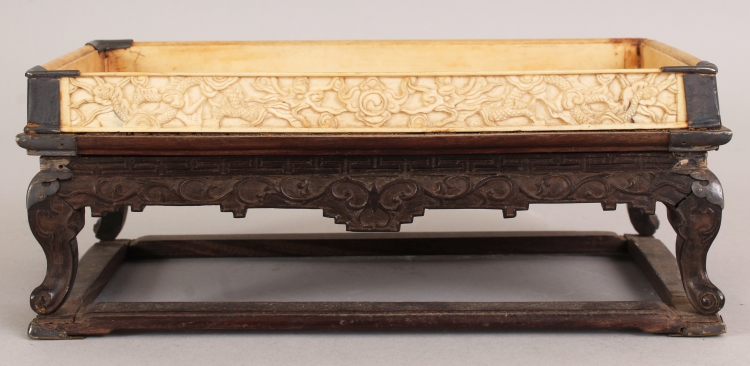 A GOOD 19TH CENTURY CHINESE RECTANGULAR HARDWOOD & IVORY STAND, supported on four scroll feet - Image 2 of 9