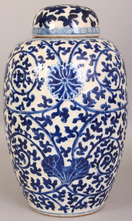 A 19TH CENTURY CHINESE BLUE & WHITE CRACKLEGLAZE PORCELAIN JAR & COVER, painted with an overall - Image 2 of 10