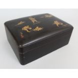 A GOOD QUALITY SIGNED JAPANESE MEIJI PERIOD LACQUERED WOOD BOX & COVER, with four interior fitted