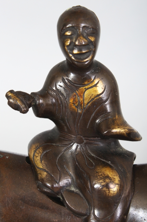 A CHINESE LATE MING STYLE BRONZE CENSER & COVER, cast in the form of a boy seated on the back of a - Image 6 of 9
