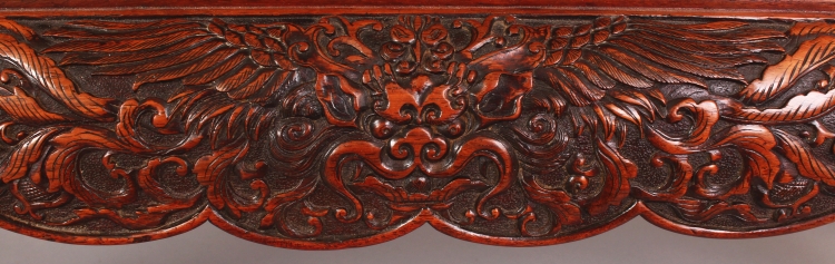 A FINE QUALITY 19TH CENTURY CHINESE RECTANGULAR CARVED HARDWOOD LOW STAND OR TABLE, the frieze - Image 7 of 10