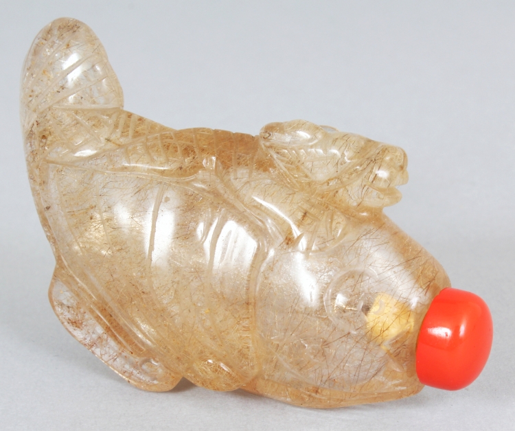 A 19TH/20TH CENTURY CHINESE HAIR ROCK CRYSTAL SNUFF BOTTLE & STOPPER, carved in the form of a