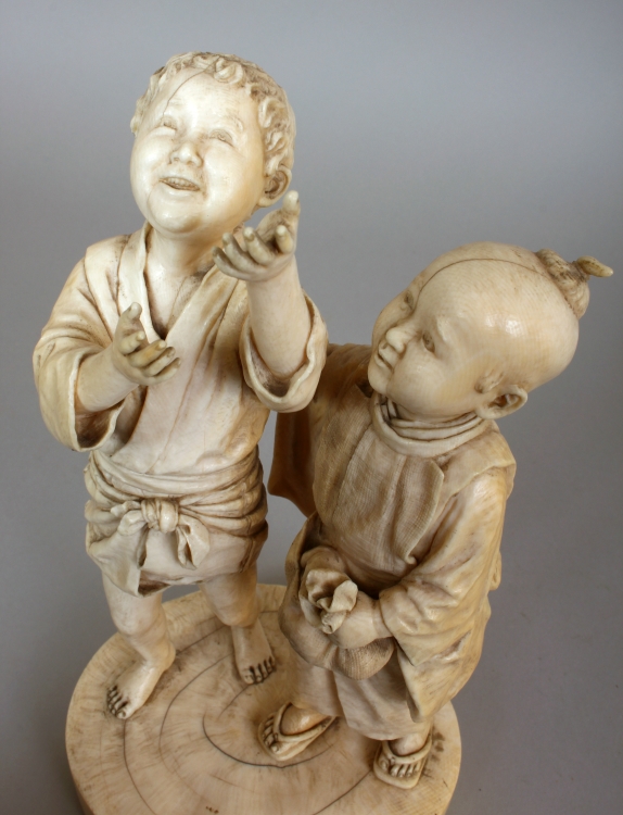 A LARGE UNUSUAL FINE QUALITY SIGNED JAPANESE MEIJI PERIOD IVORY DOUBLE OKIMONO GROUP, comprising two - Image 6 of 8