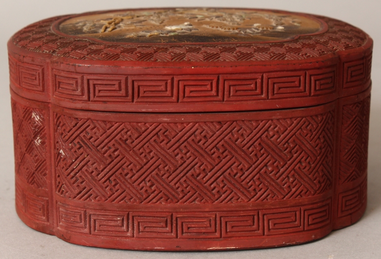 A JAPANESE MEIJI PERIOD RED CINNABAR LACQUER, & SHIBAYAMA BOX & COVER, of quatrefoil section, the - Image 4 of 10