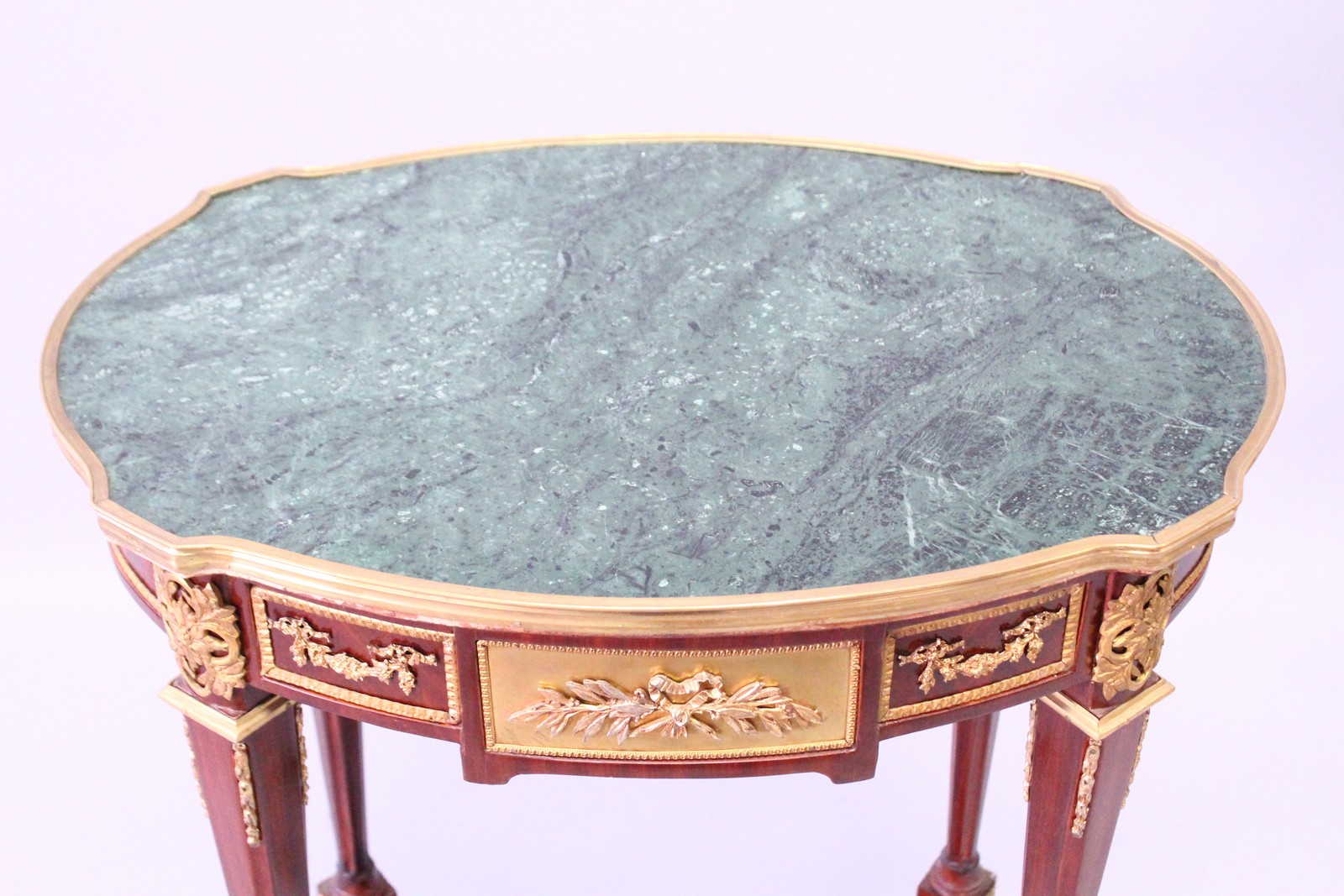 A GOOD LINKE MODEL SHAPED OVAL TABLE with inset marble top, ormolu mounts, tapering legs with - Image 2 of 2