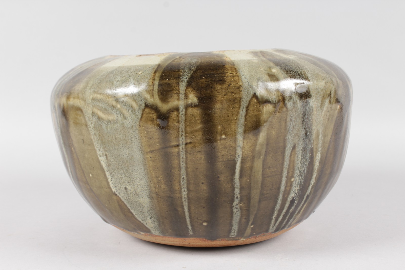 A LARGE STONEWARE POTTERY BOWL. Incised signature JANET HARPER. 7ins high, 12ins diameter. - Image 2 of 9