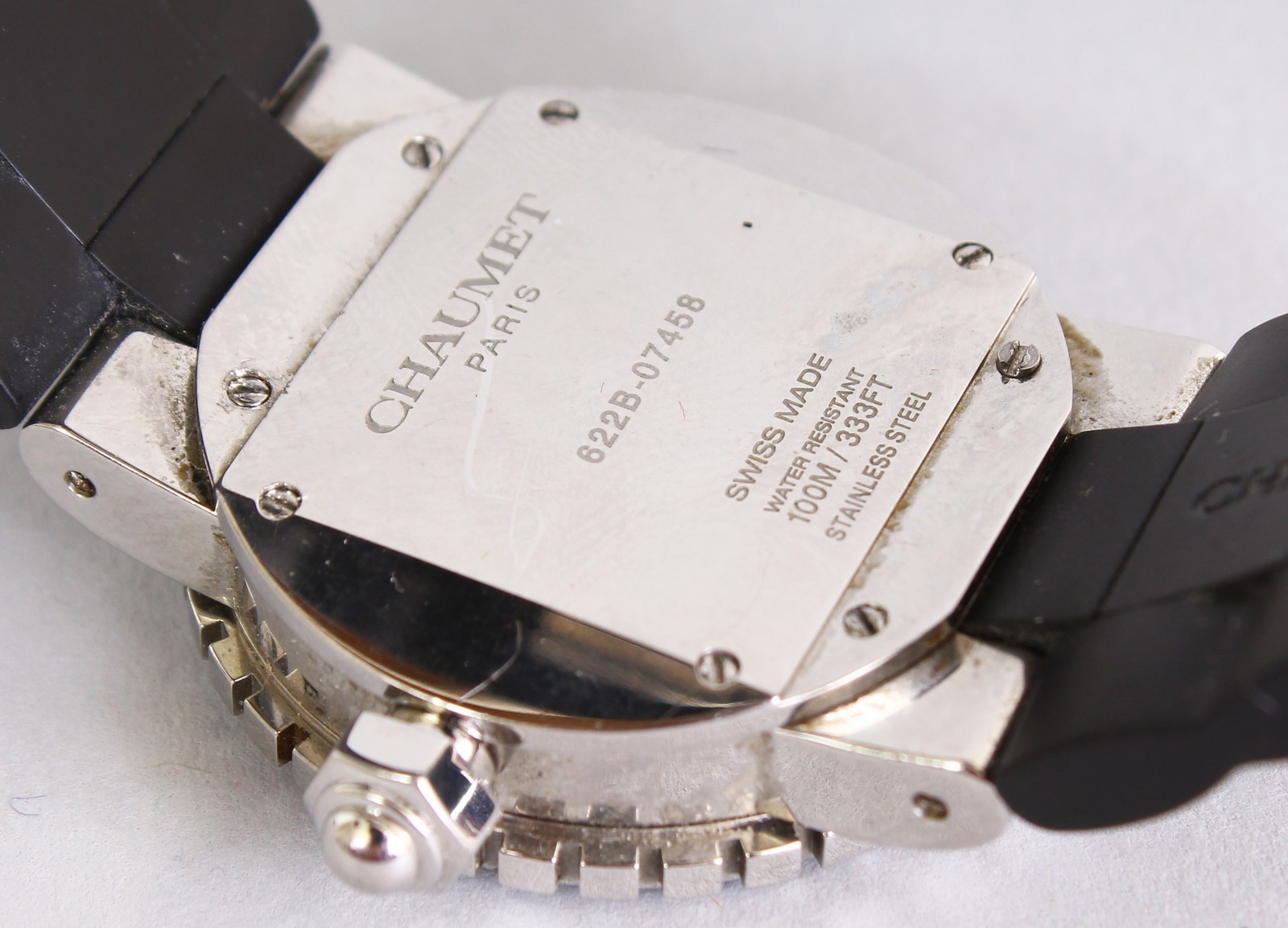 A GOOD CHAUMET PARIS DIAMOND SET WATCH AND STRAP, with spare strap, No. 622B-07458. - Image 3 of 6