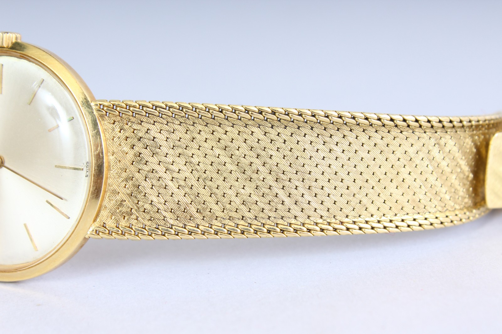 A SUPERB GENTLEMAN'S 18CT YELLOW GOLD ROLEX WRISTWATCH - Image 3 of 8