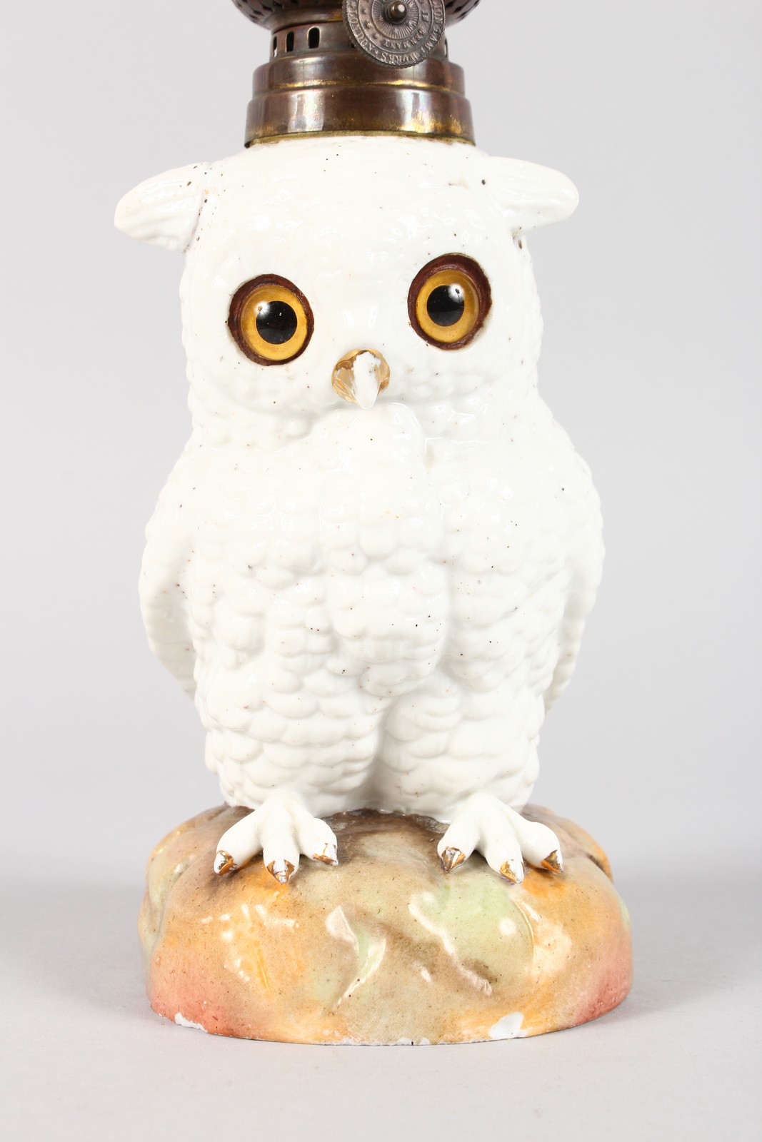 A CONTINENTAL WHITE PORCELAIN OWL LAMP BASE with glass eyes, complete with white shade. Owl 6.5ins - Image 2 of 4