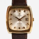 A GENTLEMAN'S OMEGA SEAMASTER AUTOMATIC WRISTWATCH with leather strap.
