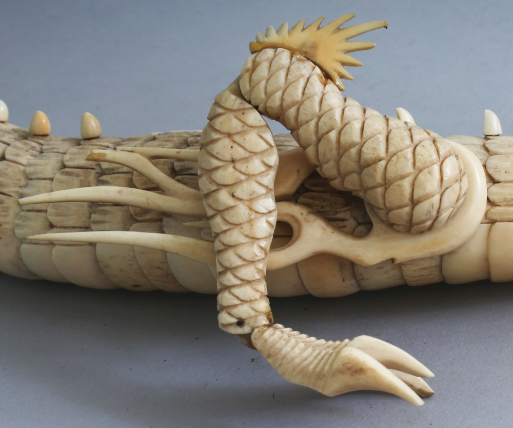 A GOOD JAPANESE MEIJI PERIOD BONE IVORY ARTICULATED MODEL OF A DRAGON, with moveable body, head - Image 5 of 6