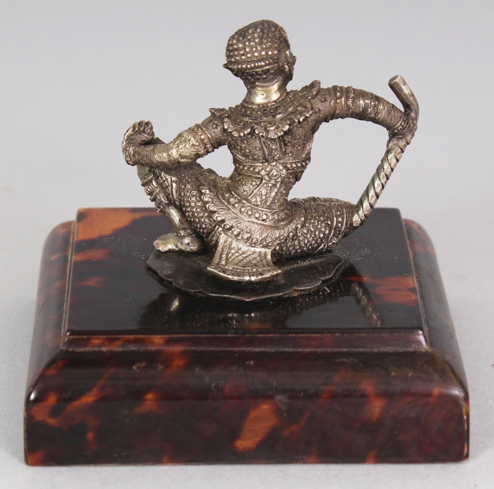 A SMALL GOOD QUALITY 19TH/20TH CENTURY THAI SILVER-METAL FIGURE OF A SEATED DEMON GUARDIAN, - Image 3 of 7