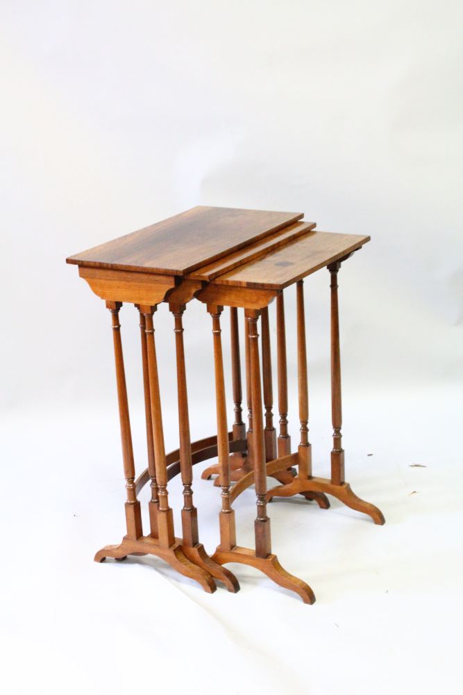 A GOOD NEST OF THREE REGENCY MAHOGANY TABLES with plain rectangular tops and turned supports. - Image 3 of 3