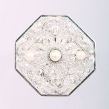 A SUPERB OCTAGONAL SHAPED PEARL AND DIAMOND SET BROOCH PENDANT, set with three pearls, two medium