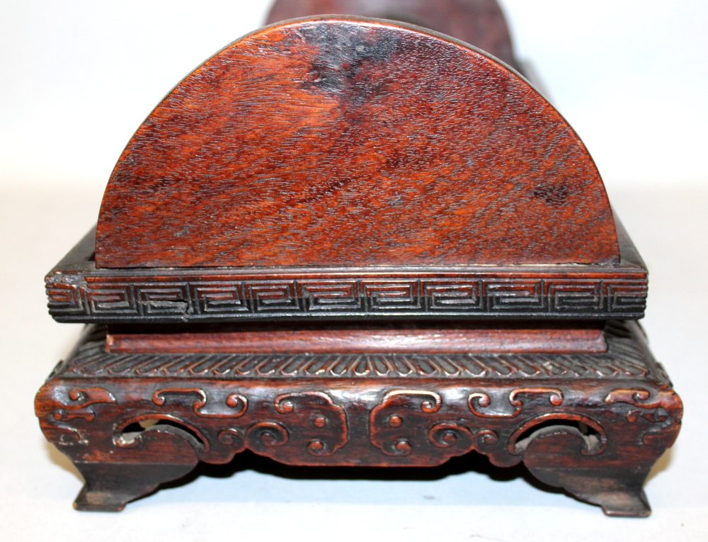 A PAIR OF GOOD QUALITY EARLY 20TH CENTURY CHINESE CARVED RECTANGULAR HARDWOOD STANDS, intended for - Image 6 of 7