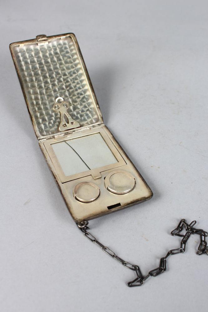 AN ENGRAVED STERLING SILVER CARD CASE AND COIN HOLDER on a chain. - Image 3 of 4