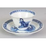 A FINE QUALITY CHINESE KANGXI PERIOD BLUE & WHITE PORCELAIN TEABOWL & SAUCER, circa 1700, each piece