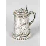 A MINIATURE DUTCH SILVER TANKARD, with Victorian Import marks. London 1895.
