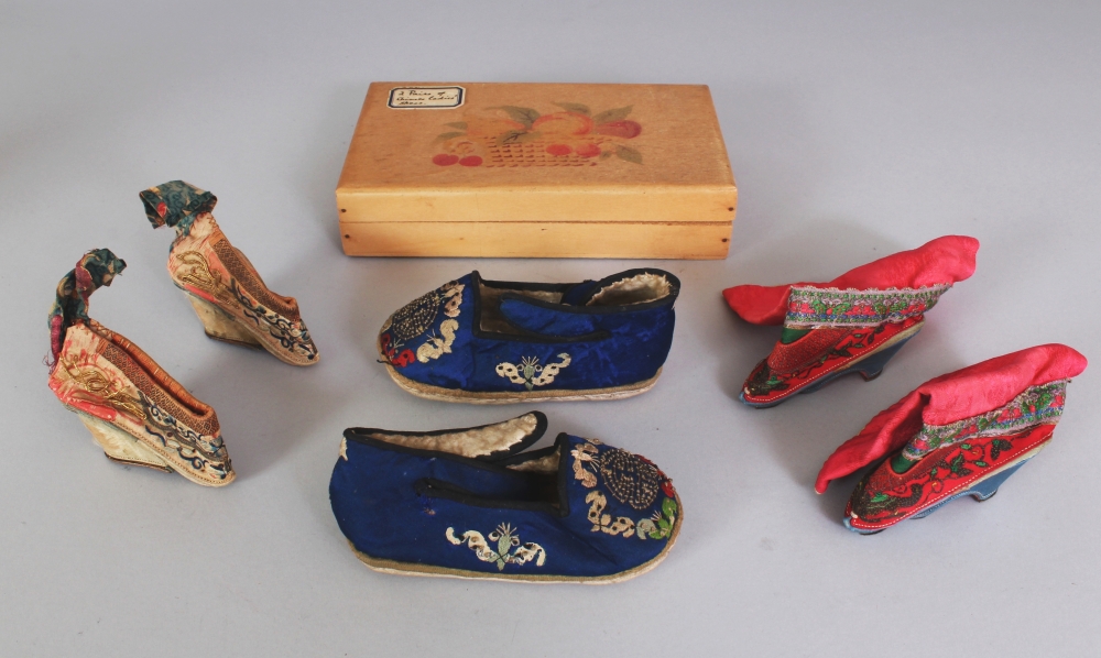 TWO PAIRS OF 19TH/20TH CENTURY CHINESE EMBROIDERED SILK MINIATURE SHOES, together with a wood box,