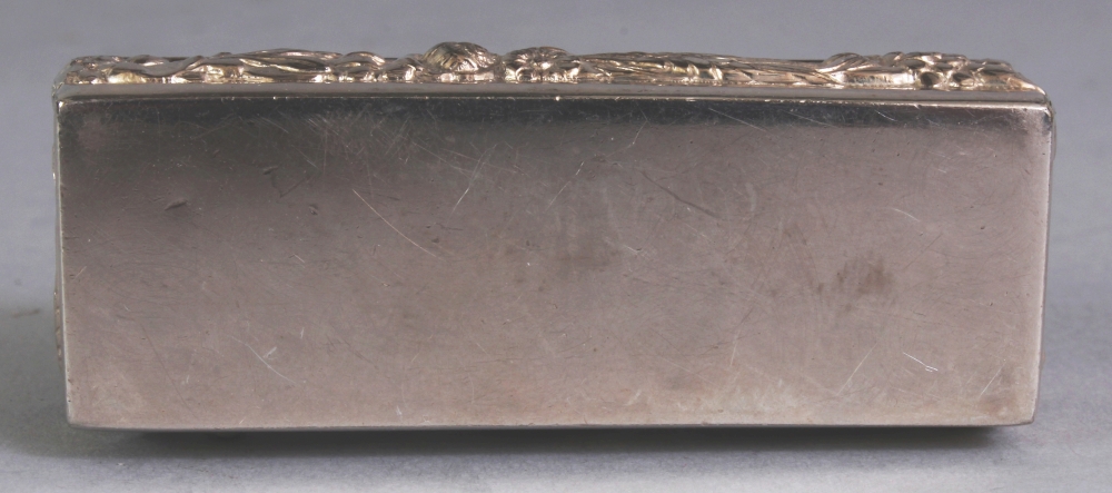 A SOUTH-EAST ASIAN SILVER-METAL RECTANGULAR PILL BOX, weighing approx. 29gm, the cover embossed with - Image 8 of 8