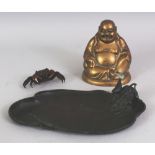 A GOOD QUALITY SIGNED JAPANESE MEIJI PERIOD BRONZE TRAY, cast in the form of a bird perched on the