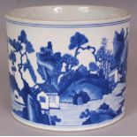 A LARGE GOOD QUALITY BLUE & WHITE PORCELAIN BRUSHPOT, decorated in a vivid tone of underglaze-blue