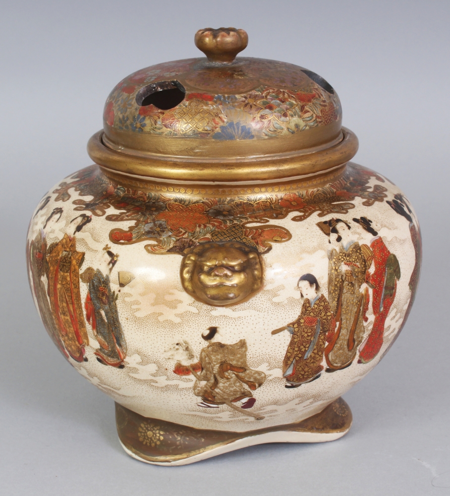 A GOOD QUALITY JAPANESE MEIJI PERIOD SATSUMA EARTHENWARE KORO & COVER BY KINZAN, the sides unusually - Image 4 of 10