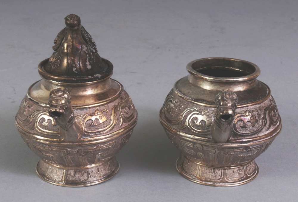 A PAIR OF CHINESE ARCHAIC STYLE MINIATURE SILVER-METAL EWERS, weighing approx. 163gm in total, one - Image 2 of 10