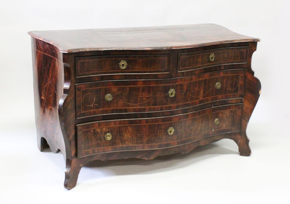 A SUPERB RARE 18TH CENTURY MALTESE SERPENTINE FRONTED COMMODE, with crossbanded top, three long