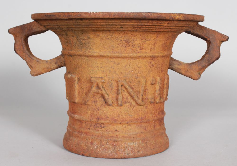 A GOOD LARGE CAST IRON MORTAR inscribed and dated Legas 1688. - Image 4 of 4