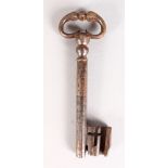 A GOOD 17TH CENTURY POLISH STEEL KEY. 5.5ins.