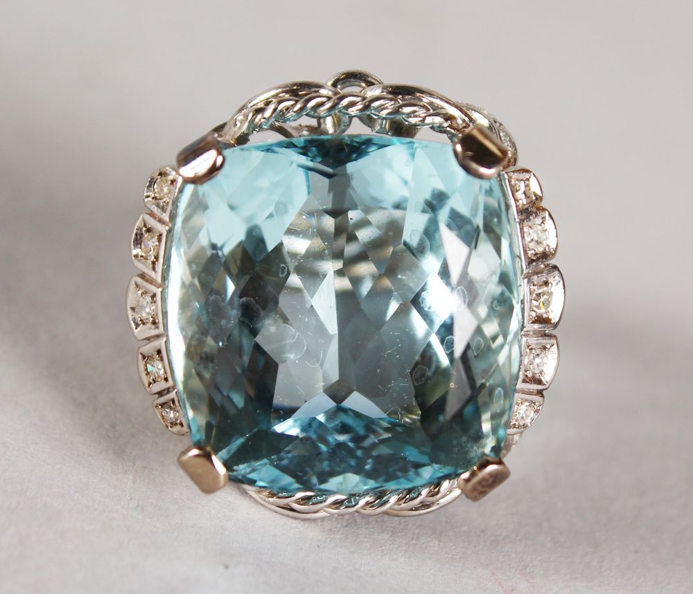 A SUPERB VERY LARGE AQUAMARINE AND DIAMOND RING IN 18CT WHITE GOLD. - Image 2 of 2