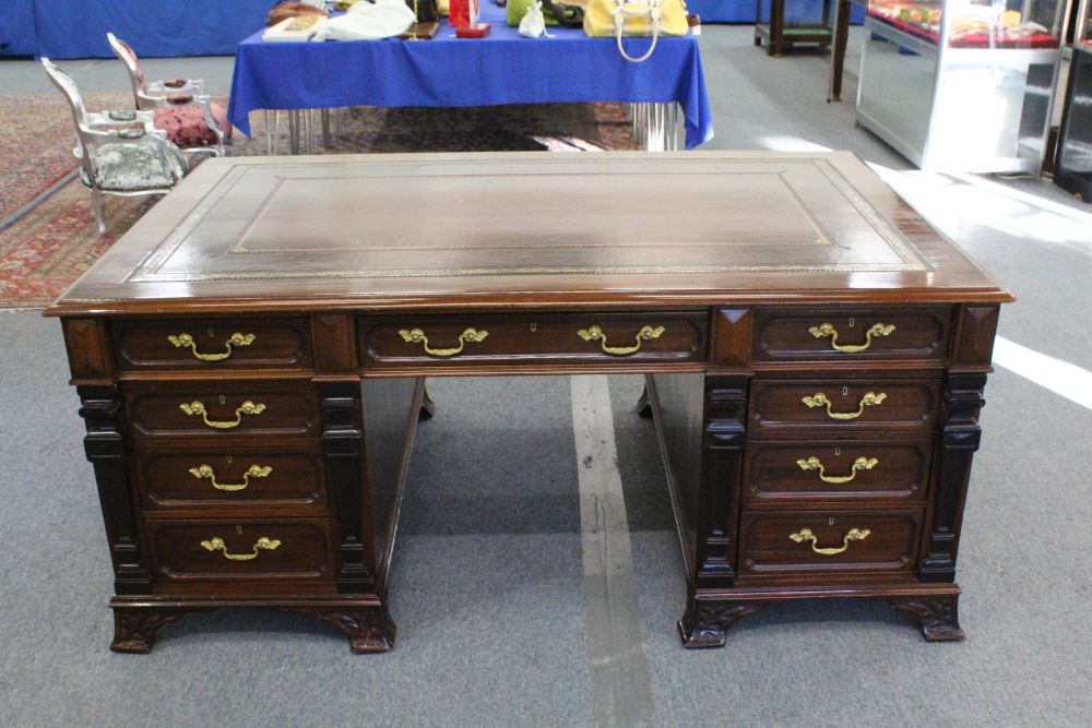 A SUPERB HARRODS "GILLOW MODEL" MAHOGANY PARTNERS DESK with inset leather top tooled in gilt, one - Image 2 of 3