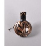 A MINIATURE VENETIAN GLASS PERFUME BOTTLE, flask shaped marbled brown and black decoration. 3.