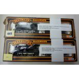 MAINLINE 2 X BR (GWR) 2251 2213 BR BLACK 37-059 BOXED ( POOR) & RUNS