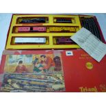 TRIANG BOXED RS15 MODEL RAILWAY SET