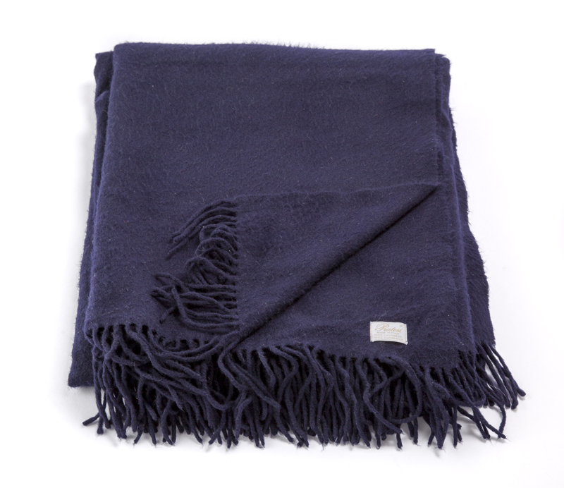 A group of cashmere blankets, including Pratesi - Image 9 of 11