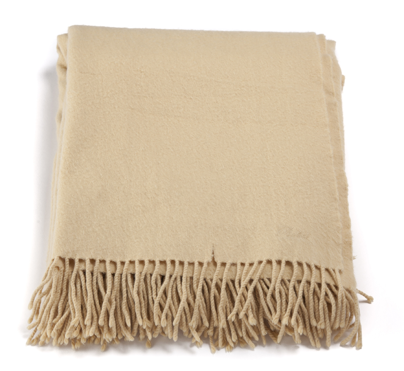 A group of cashmere blankets, including Pratesi - Image 4 of 11